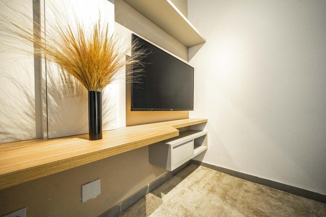 Tabas - Edificio In - *